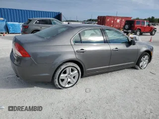 2011 Mercury Milan z VIN 3MEHM0HA6BR600091, wystawiony jako Copart lot #50362325 z przebiegiem 71 381 mil mil oraz Nie do naprawy • Non repairable. Historia ofert i sprzedaży dostępna na DreamBid. Obrazek 3.