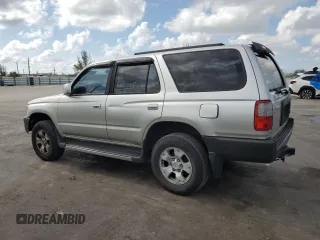 1999 Toyota 4Runner SR5 with VIN JT3GN86R8X0113147, listed as a Copart auction lot 64168045 with 204,721 mi miles and Clean title. Bid and sale history available at DreamBid. Image 2.