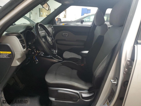 2019 Kia Soul with VIN KNDJN2A21K7686156, listed as a Copart auction lot 53447975 with 116,170 mi miles and Salvage Title. Bid and sale history available at carsss.com. Image 7.