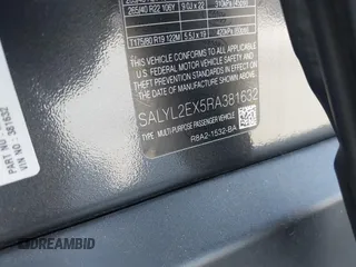 2024 Land Rover Range Rover Velar Dynamic SE with VIN SALYL2EX5RA381632, listed as a IAAI auction lot 42262189 with 23,135 mi miles and . Bid and sale history available at DreamBid. Image 9.
