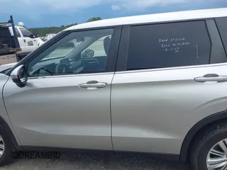 2022 Mitsubishi Outlander ES z VIN JA4J3TA88NZ015201, wystawiony jako IAAI lot #42264912 z przebiegiem 78 601 mil mil oraz . Historia ofert i sprzedaży dostępna na DreamBid. Obrazek 15.