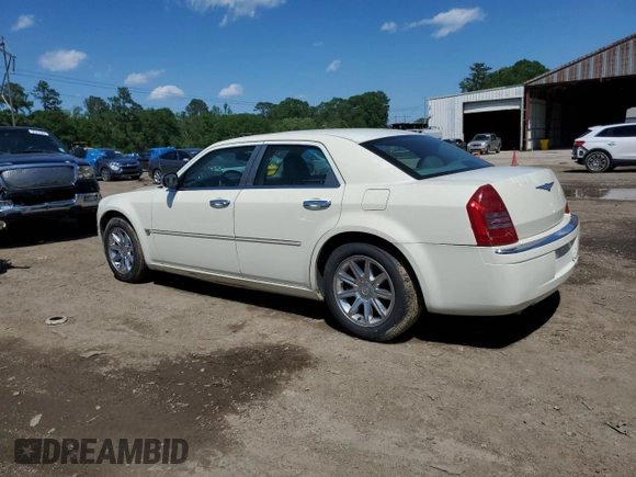 2005 Chrysler 300 with VIN 2C3JA63H95H142411, listed as a Copart auction lot 50592134 with 181,958 mi miles and Clean Title. Bid and sale history available at carsss.com. Image 2.