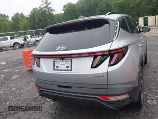 2024 Hyundai Tucson SEL Convenience z VIN KM8JCCD17RU210726, wystawiony jako IAAI lot #42330991 z przebiegiem 6 572 mil mil oraz . Historia ofert i sprzedaży dostępna na DreamBid. Obrazek 16.