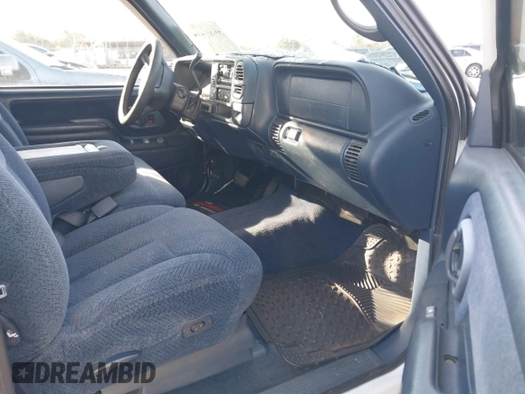 1998 Chevrolet Silverado 1500 with VIN 2GCEC19M3W1109428, listed as a IAAI auction lot 41557274 with 88,867 mi miles and . Bid and sale history available at DreamBid. Image 5.