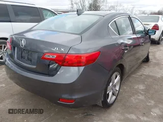 2015 Acura ILX with VIN 19VDE1F38FE008432, listed as a IAAI auction lot 41971273 with 132,811 mi miles. Bid and sale history available at carsss.com. Image 4.