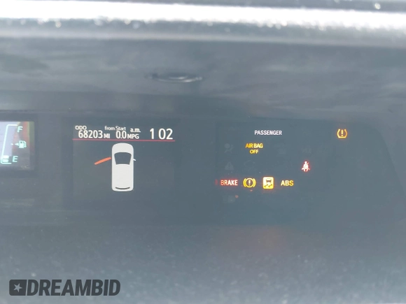 2013 Toyota Prius One z VIN JTDKDTB34D1049949, wystawiony jako IAAI lot #42246438 z przebiegiem 68 203 mil mil oraz . Historia ofert i sprzedaży dostępna na DreamBid. Obrazek 7.