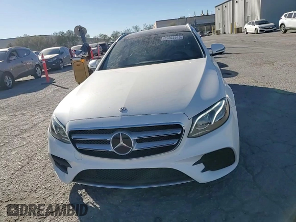 2019 Mercedes-Benz E 450 with VIN WDDZH6JBXKA577611, listed as a Copart auction lot 89203545 with 39,019 mi miles and Salvage Title. Bid and sale history available at DreamBid. Image 11.