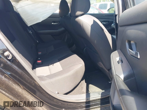 2022 Nissan Sentra SV z VIN 3N1AB8CV0NY256613, wystawiony jako IAAI lot #42440347 z przebiegiem 65 030 mil mil oraz . Historia ofert i sprzedaży dostępna na DreamBid. Obrazek 8.