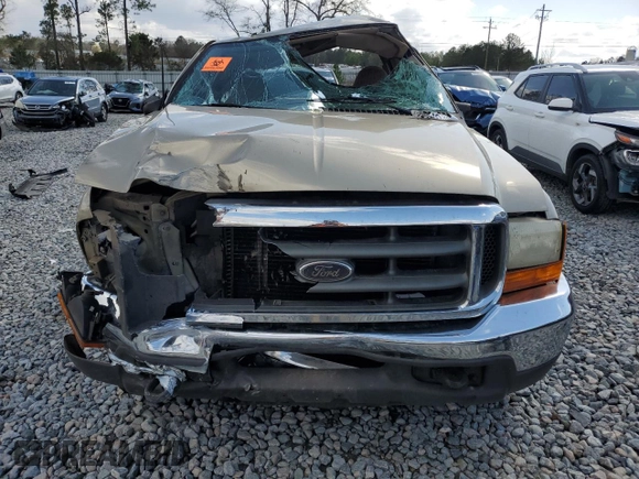 2000 Ford F-250 XL with VIN 1FTNX20FXYEA39761, listed as a Copart auction lot 47416085 with 161,140 mi miles and Salvage title. Bid and sale history available at DreamBid. Image 5.