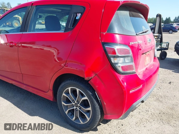 2018 Chevrolet Sonic LT with VIN 1G1JD6SB6J4114615, listed as a IAAI auction lot 42276337 with 132,798 mi miles and . Bid and sale history available at DreamBid. Image 6.