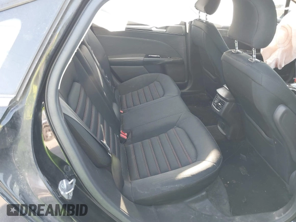 2016 Ford Fusion SE with VIN 3FA6P0H92GR162527, listed as a IAAI auction lot 41787515 with 103,951 mi miles and . Bid and sale history available at carsss.com. Image 8.