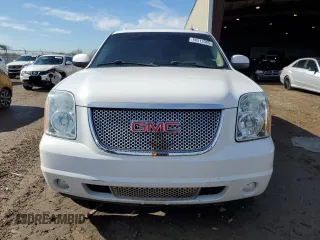 2011 GMC Yukon XL Denali with VIN 1GKS1MEF8BR359853, listed as a Copart auction lot 88512005 with 207,749 mi miles and Salvage Title. Bid and sale history available at carsss.com. Image 5.