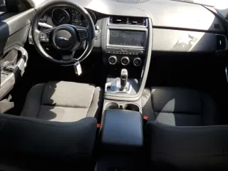 2019 Jaguar E-Pace with VIN SADFK2FX1K1Z38725, listed as a Copart auction lot 53488875 with 67,892 mi miles and Clean Title. Bid and sale history available at DreamBid. Image 8.
