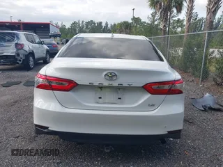 2020 Toyota Camry LE with VIN 4T1C11AK2LU950854, listed as a IAAI auction lot 41907769 with 350,007 mi miles. Bid and sale history available at carsss.com. Image 16.