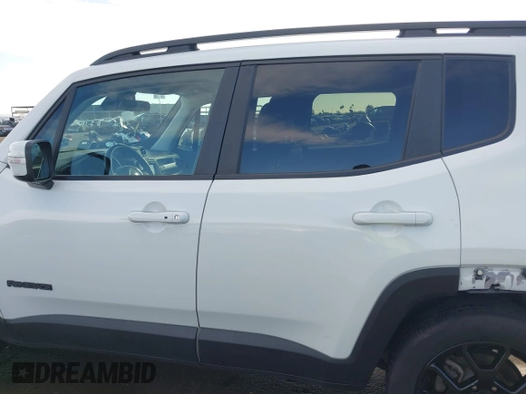 2020 Jeep Renegade Altitude with VIN ZACNJABB2LPL28670, listed as a IAAI auction lot 41795518 with 44,148 mi miles and . Bid and sale history available at DreamBid. Image 14.