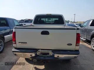 2005 Ford F-250 XL с VIN 1FTSW21P25EA13745, выставлен на аукционе IAAI как лот 42273521 с пробегом 259 024 миль миль и . История ставок и продаж доступна на DreamBid. Изображение 16.