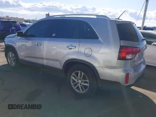 2014 Kia Sorento LX with VIN 5XYKT3A65EG434405, listed as a IAAI auction lot 41755440 with 154,019 mi miles. Bid and sale history available at carsss.com. Image 3.