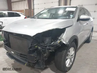 2017 Kia Sorento LX with VIN 5XYPGDA30HG326073, listed as a IAAI auction lot 41835669 with 115,132 mi miles. Bid and sale history available at carsss.com. Image 6.