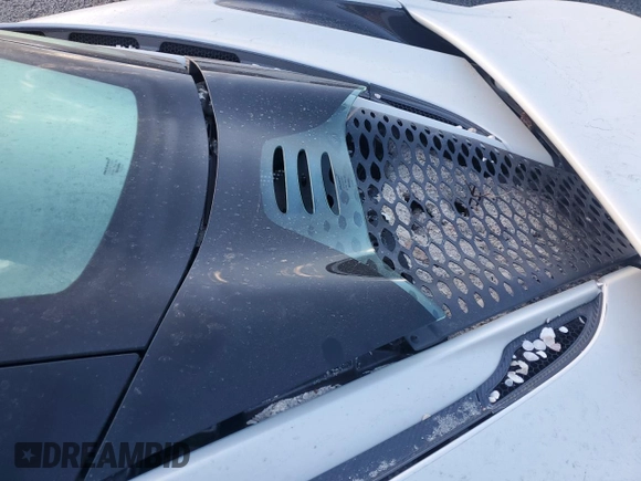 2021 McLaren 765LT z VIN SBM14RCAXMW765454, wystawiony jako Copart lot #75086054 z przebiegiem Nie podano mil oraz Nie do naprawy. Historia ofert i sprzedaży dostępna na DreamBid. Obrazek 11.