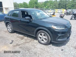 2024 Honda HR-V LX with VIN 3CZRZ2H32RM776612, listed as a IAAI auction lot 42479364 with 15,765 mi miles and . Bid and sale history available at DreamBid. Image 1.