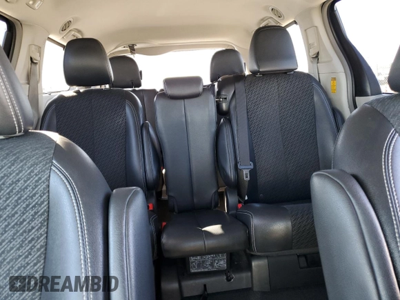 2014 Toyota Sienna SE with VIN 5TDXK3DC2ES482229, listed as a Copart auction lot 47080475 with 316,711 mi miles and Salvage Title. Bid and sale history available at DreamBid. Image 10.