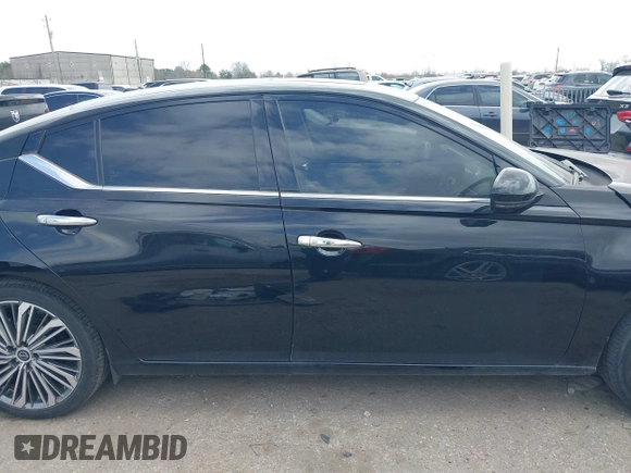 2023 Nissan Altima SL with VIN 1N4BL4EV1PN421210, listed as a IAAI auction lot 41700337 with 11,637 mi miles and . Bid and sale history available at DreamBid. Image 13.