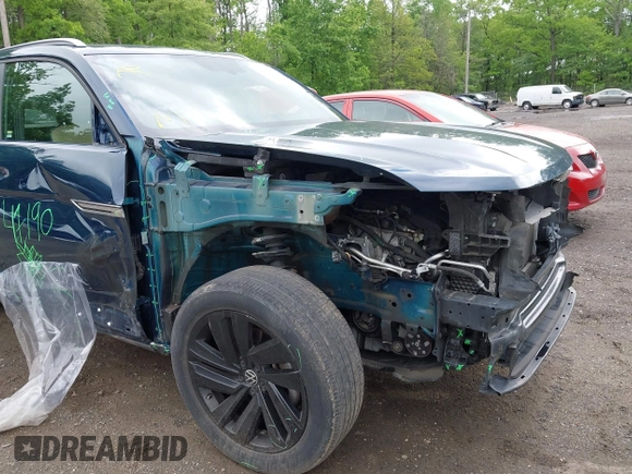 2022 Volkswagen Atlas SE с VIN 1V2JE2CA4NC205458, выставлен на аукционе IAAI как лот 42176005 с пробегом 125 429 миль миль и . История ставок и продаж доступна на DreamBid. Изображение 6.