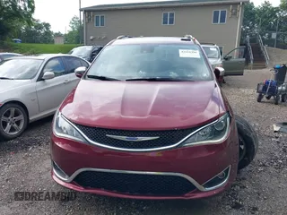 2018 Chrysler Pacifica Limited with VIN 2C4RC1GG3JR226337, listed as a IAAI auction lot 42519396 with 102,229 mi miles and . Bid and sale history available at DreamBid. Image 12.
