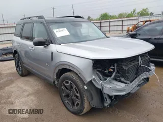 2021 Ford Bronco Sport Outer Banks z VIN 3FMCR9C67MRA94581, wystawiony jako IAAI lot #41905973 z przebiegiem 35 021 mil mil oraz . Historia ofert i sprzedaży dostępna na DreamBid. Obrazek 1.