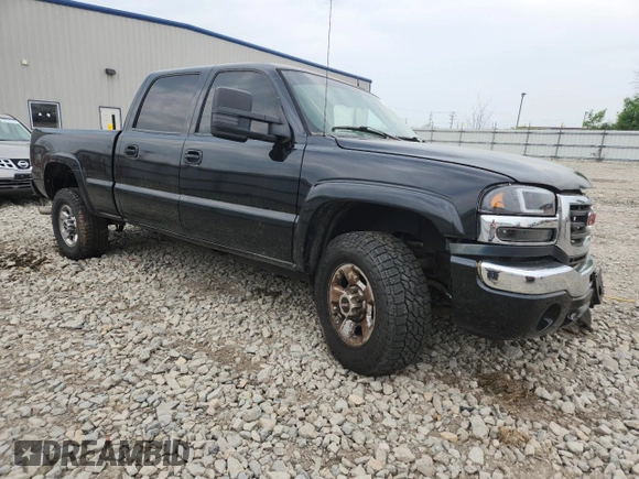 2005 GMC Sierra 2500HD SLE z VIN 1GTHK23U35F816096, wystawiony jako Copart lot #60911045 z przebiegiem 155 164 mil mil oraz Czysty tytuł • Clean title. Historia ofert i sprzedaży dostępna na DreamBid. Obrazek 4.