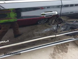 2018 GMC Yukon Denali with VIN 1GKS1CKJXJR300708, listed as a IAAI auction lot 41213592 with 110,789 mi miles. Bid and sale history available at carsss.com. Image 20.