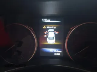 2014 Infiniti Q50 Premium z VIN JN1BV7AP5EM692015, wystawiony jako IAAI lot #42412718 z przebiegiem 202 124 mil mil oraz . Historia ofert i sprzedaży dostępna na DreamBid. Obrazek 7.