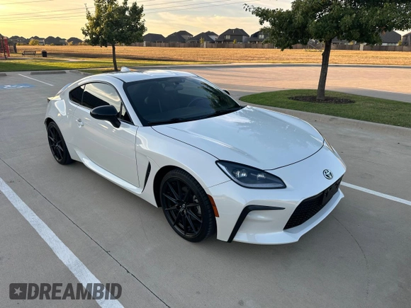 2022 Toyota GR86 Premium with VIN JF1ZNBF1XN8756583, listed as a Copart auction lot 81431304 with 18,872 mi miles and Non Repairable. Bid and sale history available at carsss.com. Image 1.