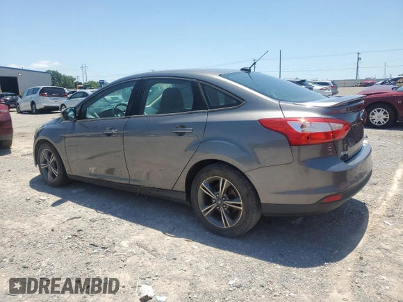 2012 Ford Focus SE with VIN 1FAHP3F27CL450763, listed as a Copart auction lot 61091755 with Not provided miles and Clean title. Bid and sale history available at DreamBid. Image 2.