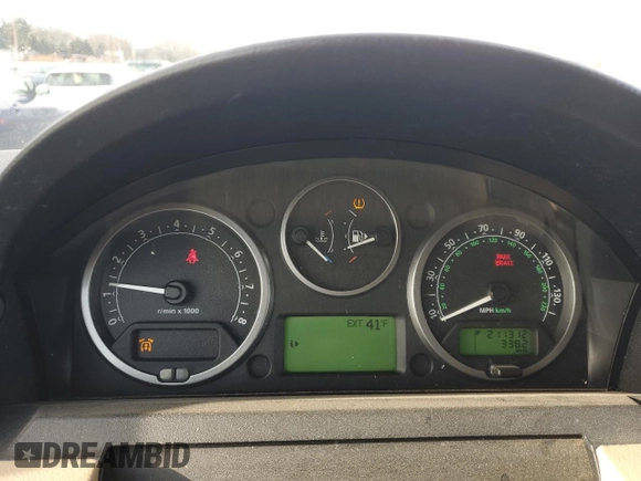 2006 Land Rover LR3 SE with VIN SALAE254X6A396737, listed as a Copart auction lot 86645104 with 211,312 mi miles and Clean title. Bid and sale history available at DreamBid. Image 9.