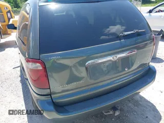 2003 Chrysler Town & Country LX with VIN 2C4GP44R53R385043, listed as a IAAI auction lot 42130516 with 252,056 mi miles. Bid and sale history available at carsss.com. Image 6.