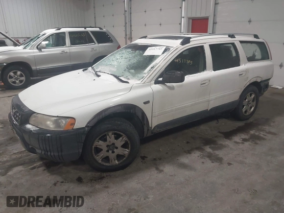 2005 Volvo XC70 with VIN YV1SZ592751190343, listed as a IAAI auction lot 41517785 with 202,533 mi miles and . Bid and sale history available at DreamBid. Image 18.