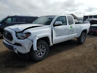 2017 Toyota Tacoma SR5 with VIN 5TFSZ5AN2HX104272, listed as a Copart auction lot 58425625 with 120,383 mi miles and Salvage title. Bid and sale history available at DreamBid. Image 1.