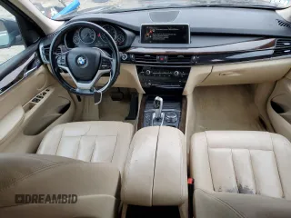 2015 BMW X5 xDrive35i z VIN 5UXKR0C58F0K60935, wystawiony jako Copart lot #50938855 z przebiegiem 129 232 mil mil oraz Czysty tytuł • Clean title. Historia ofert i sprzedaży dostępna na DreamBid. Obrazek 8.
