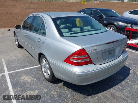 2004 Mercedes-Benz C 320 with VIN WDBRF64J14F518566, listed as a IAAI auction lot 42589700 with 192,553 mi miles and . Bid and sale history available at DreamBid. Image 3.