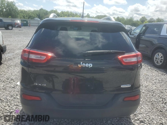 2014 Jeep Cherokee Latitude z VIN 1C4PJMCS5EW252136, wystawiony jako Copart lot #58525335 z przebiegiem 111 193 mil mil oraz Szkoda całkowita • Salvage title. Historia ofert i sprzedaży dostępna na DreamBid. Obrazek 6.