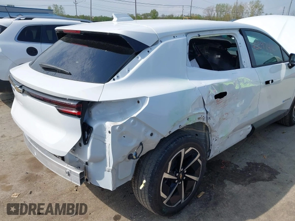2025 Chevrolet Equinox EV LT z VIN 3GN7DLRP1SS142641, wystawiony jako IAAI lot #42129744 z przebiegiem 3 821 mil mil oraz . Historia ofert i sprzedaży dostępna na DreamBid. Obrazek 6.