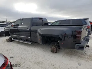 2015 GMC Sierra 3500HD Denali with VIN 1GT424E80FF657761, listed as a Copart auction lot 75131604 with 78,011 mi miles and Non Repairable. Bid and sale history available at carsss.com. Image 2.