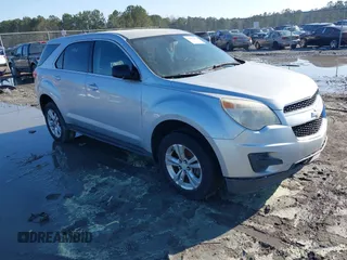 2011 Chevrolet Equinox LS with VIN 2GNALBEC2B1333910, listed as a IAAI auction lot 41695477 with 194,975 mi miles. Bid and sale history available at carsss.com. Image 1.