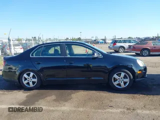 2008 Volkswagen Jetta SE with VIN 3VWRZ71KX8M082752, listed as a IAAI auction lot 42529588 with 167,568 mi miles and . Bid and sale history available at DreamBid. Image 14.