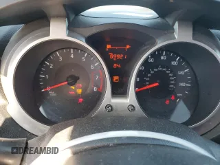 2016 Nissan Juke S z VIN JN8AF5MRXGT608663, wystawiony jako Copart lot #58074195 z przebiegiem 89 921 mil mil oraz Szkoda całkowita • Salvage title. Historia ofert i sprzedaży dostępna na DreamBid. Obrazek 9.