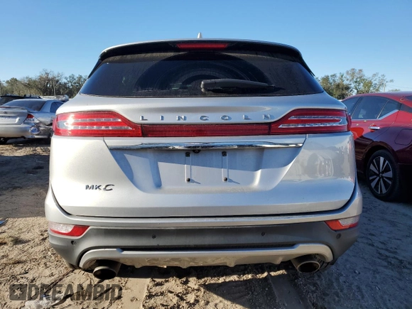 2019 Lincoln MKC Reserve with VIN 5LMCJ3D94KUL09107, listed as a Copart auction lot 82624854 with 27,502 mi miles and Salvage title. Bid and sale history available at DreamBid. Image 6.