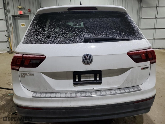 2019 Volkswagen Tiguan SE with VIN 3VV2B7AX6KM005759, listed as a Copart auction lot 43954805 with 69,206 mi miles and Salvage Title. Bid and sale history available at carsss.com. Image 6.