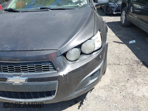 2013 Chevrolet Sonic LT with VIN 1G1JC5SH6D4201811, listed as a IAAI auction lot 42082122 with 212,944 mi miles and . Bid and sale history available at DreamBid. Image 6.
