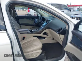 2016 Lincoln MKX Select with VIN 2LMPJ6KR7GBL59266, listed as a IAAI auction lot 42044990 with 131,233 mi miles. Bid and sale history available at carsss.com. Image 5.